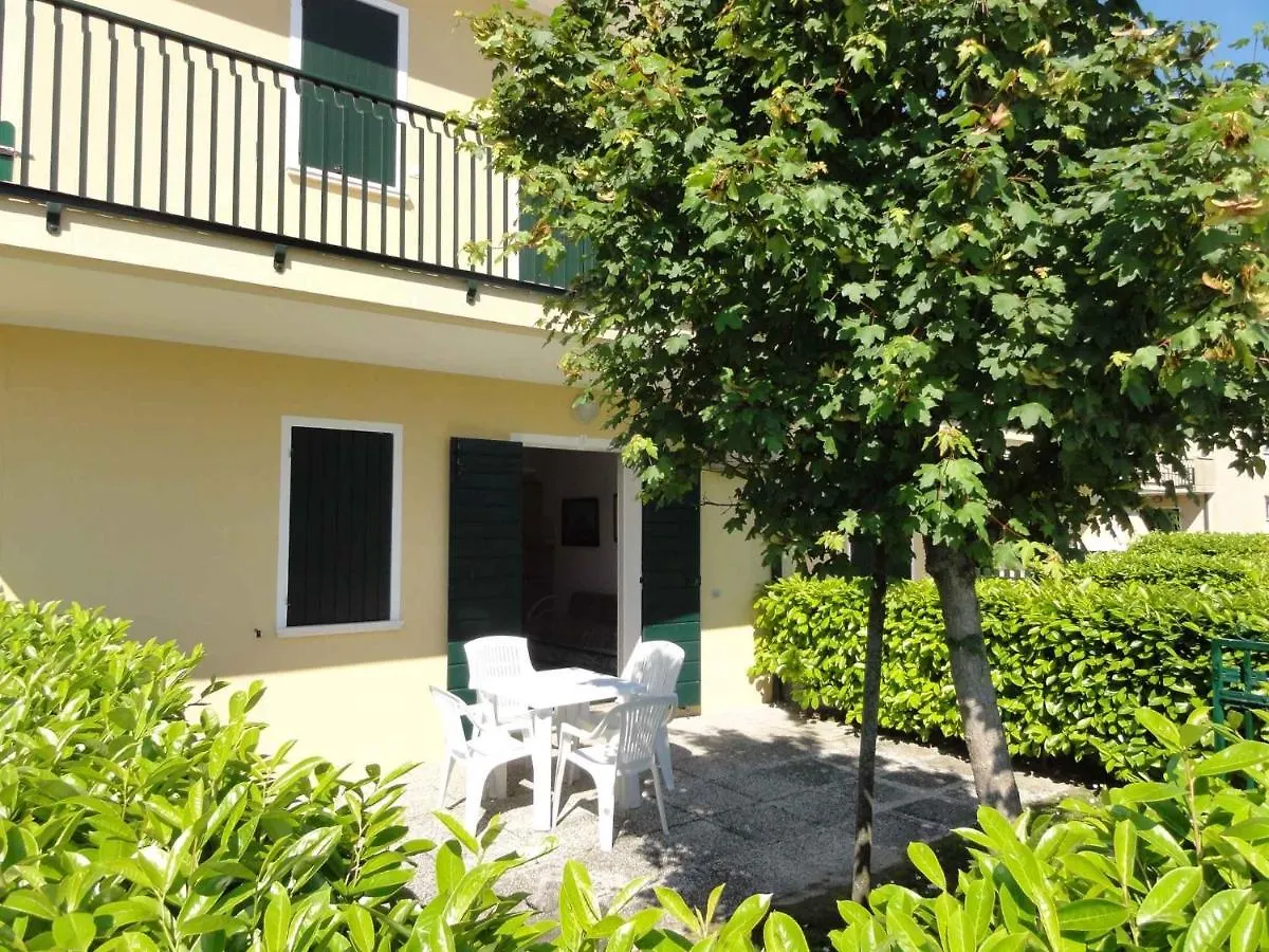 House And Apt In Bibione 38402