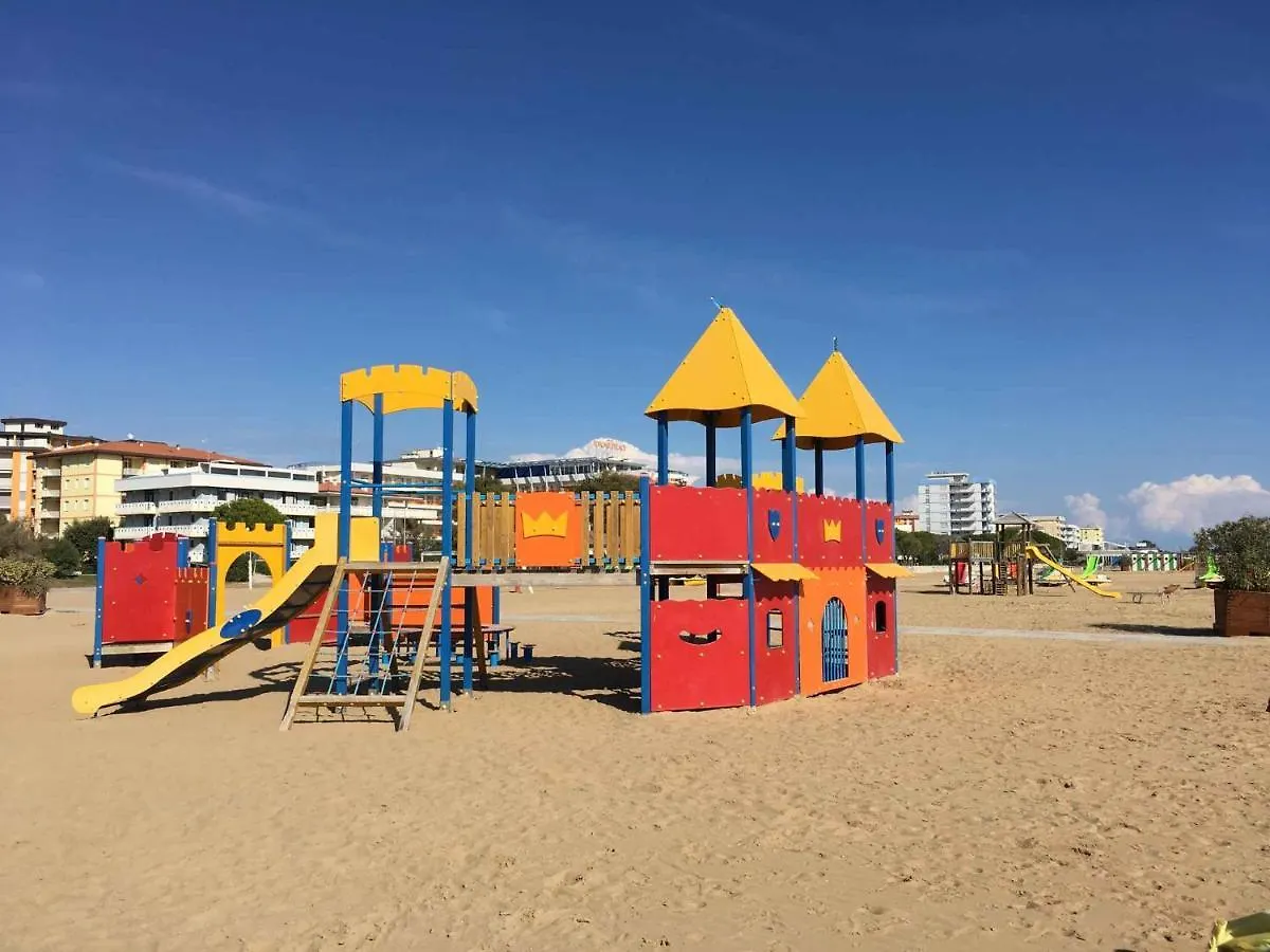 House And Apt In Bibione 38402 イタリア